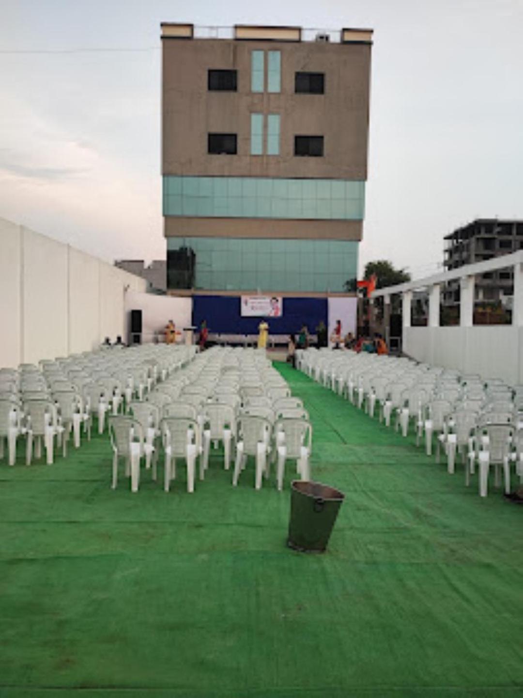 Hotel Hariram Tower Wardha Buitenkant foto